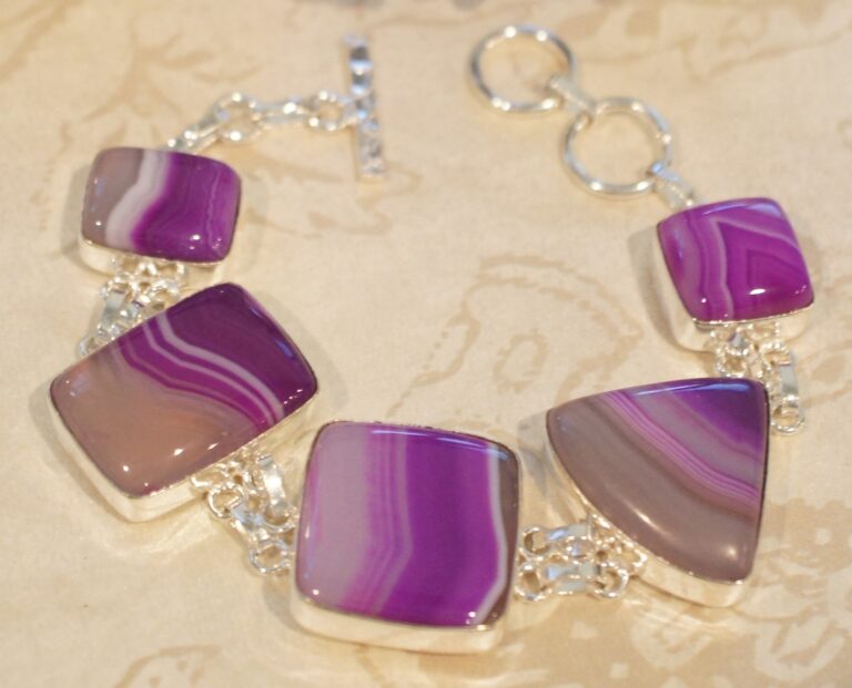 9 Benefits of Agate