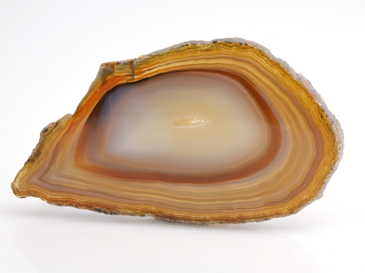 How to Tell if Agate is Real or Fake in 4 Easy Ways - Neocrystals ...