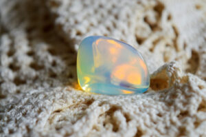 Opal: A Striking Mineraloid!