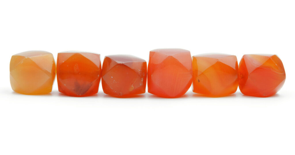 6 Incredible Benefits of Carnelian Crystal