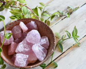Rose quartz for rituals