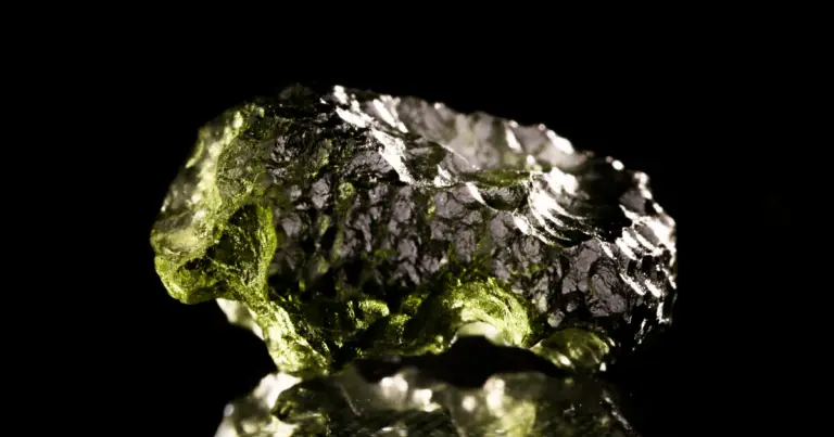 What are the Benefits of Moldavite