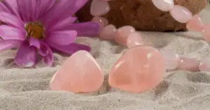 Ways to make use of Rose quartz energy