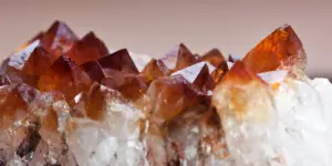 How to identify a Hessonite?