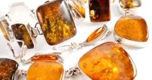 What are the Uses of Amber