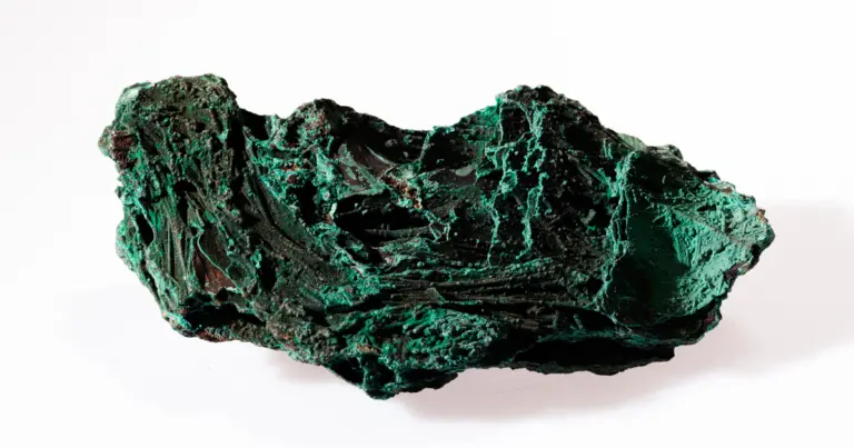 Malachite Crystal Meaning: Healing Properties, Benefits and Uses