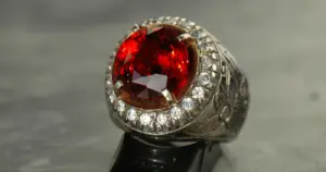 Does Mandarin Garnet make a good jewelry stone